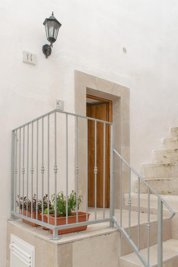 أوستوني Amari'S Home المظهر الخارجي الصورة