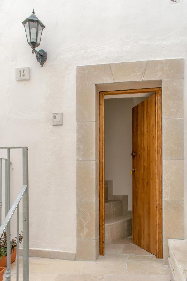 أوستوني Amari'S Home المظهر الخارجي الصورة